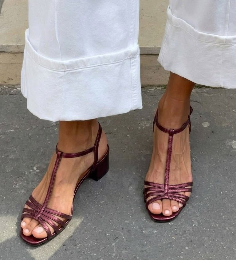 Charlotte - Golden Sandals for a Touch of Daily Elegance