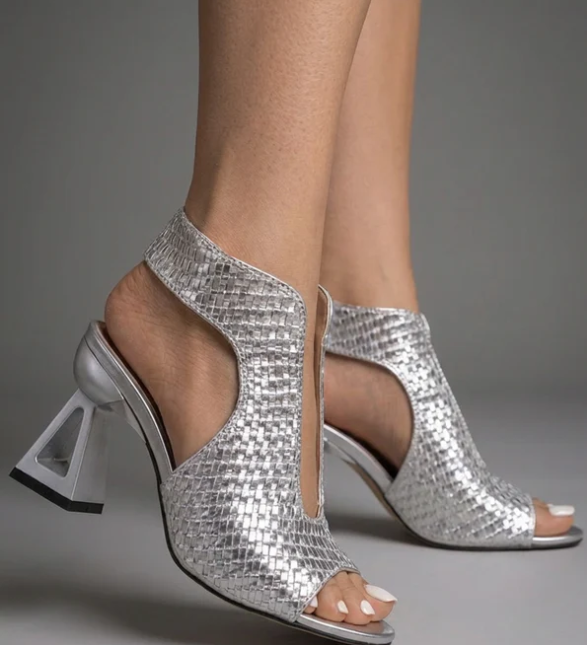 Elizabeth - Elegant Braided Sandals