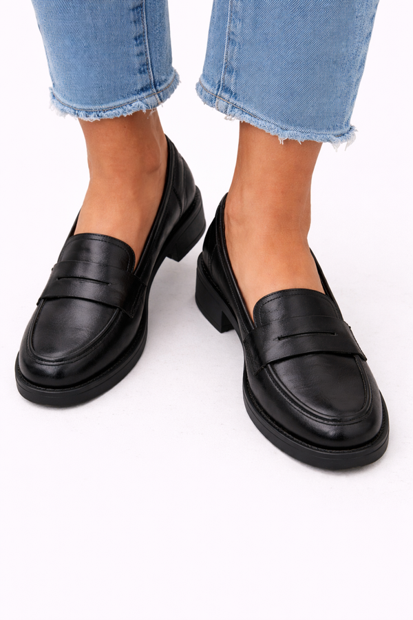 Diana - Timeless Elegant Moccasins