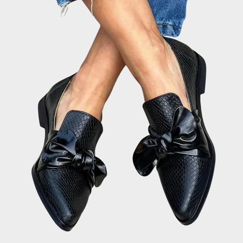Megan - Elegant Bow Moccasins
