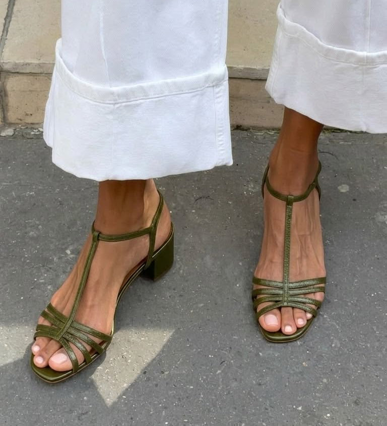 Charlotte - Golden Sandals for a Touch of Daily Elegance