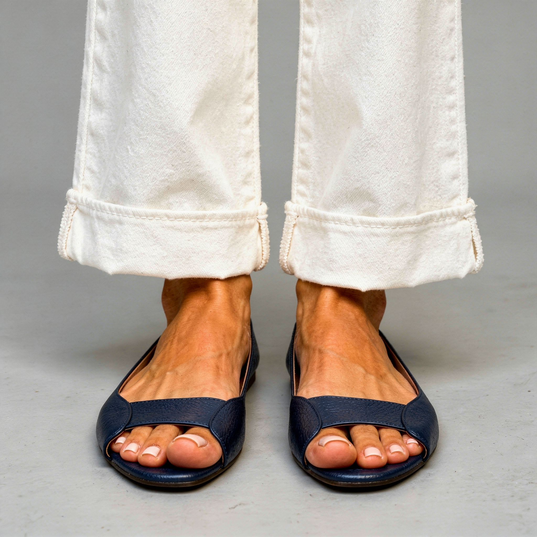 Victoria - Elegant Comfort Gold Sandals